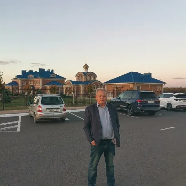 Виктор